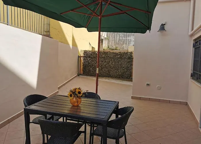 Intera Casa Appena Ristrutturata Parabita