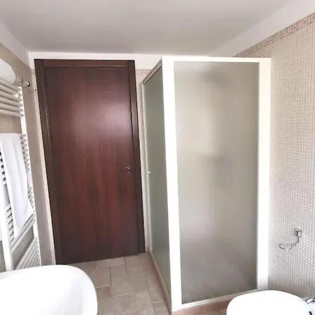 Intera Casa Appena Ristrutturata Parabita