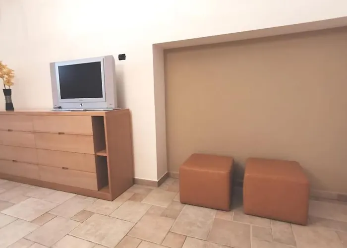 Intera Casa Appena Ristrutturata Parabita