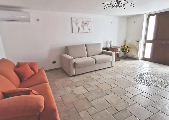 Apartment Intera Casa Appena Ristrutturata